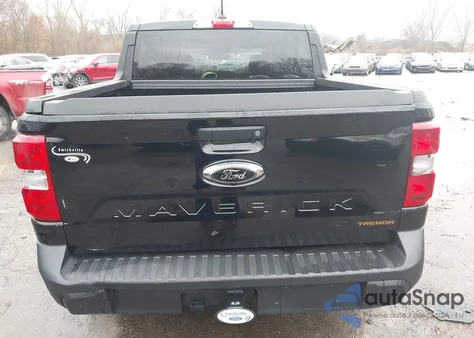 2024 Ford Maverick Xlt z USA, uszkodzony, nr VIN 3FTTW8C91RRB34145